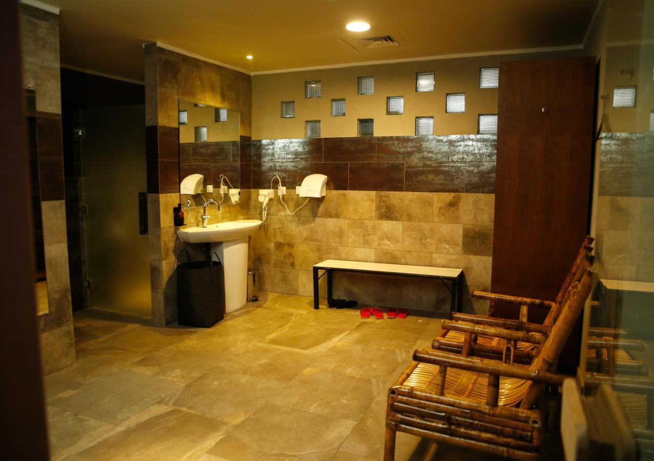 Kiriri Garden Hotel Bujumbura Esterno foto
